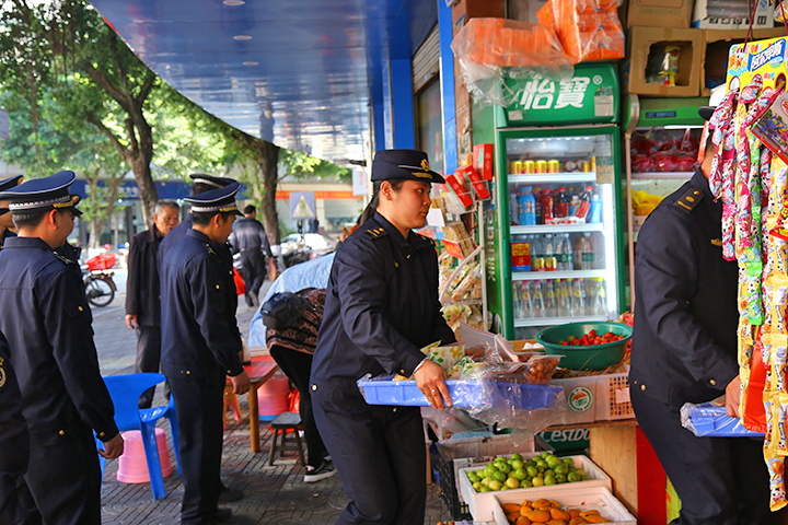 集中整治現(xiàn)場1.jpg